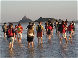 Groupe dans la baie du mont saint michel 